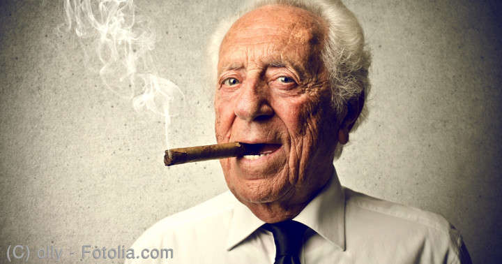 写真：喫煙のイメージ